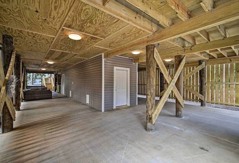 Quiet Fisherman S House W/ Hot Tub + Tropical Bar!