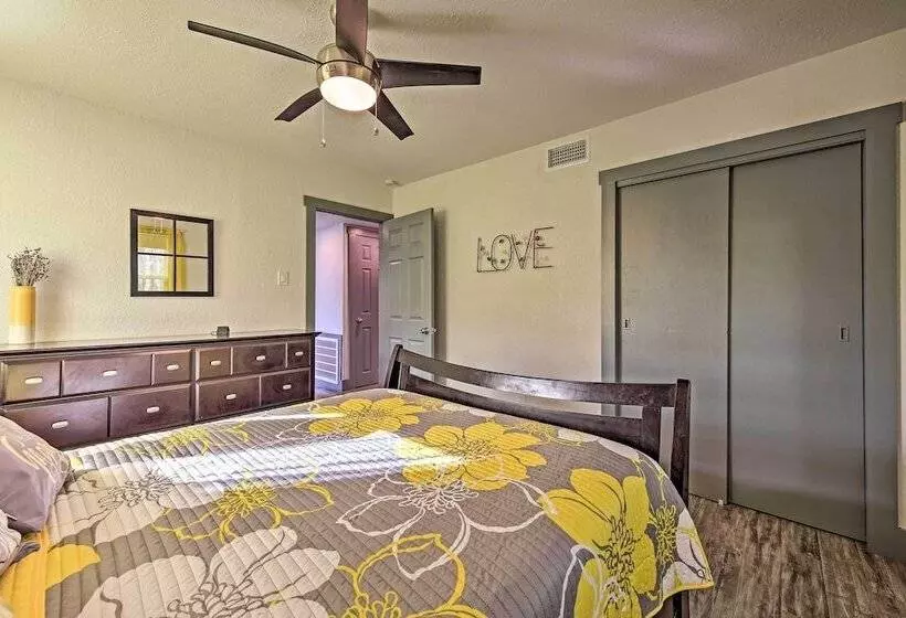 Remodeled Retro Home W/ Deck, Walk To Main Street!