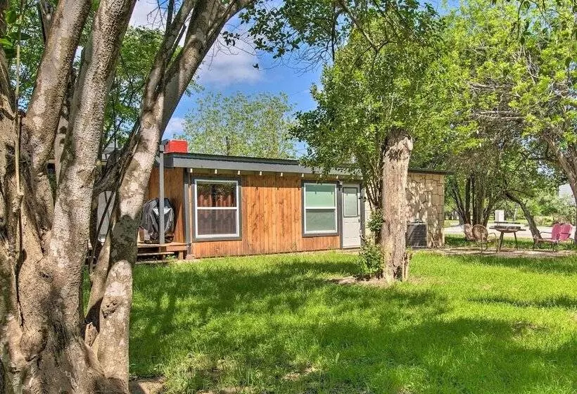 Remodeled Retro Home W/ Deck, Walk To Main Street!