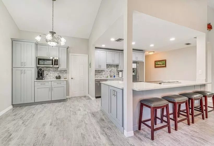 Riverfront Home With Private Dock, Fire Pit!