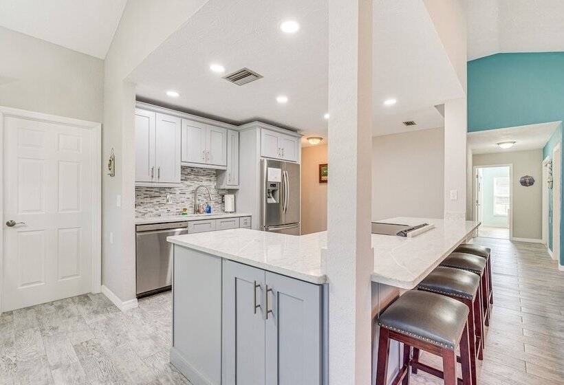 Riverfront Home With Private Dock, Fire Pit!