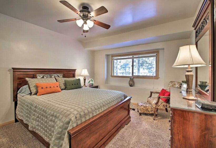 Walk To Lake: Rustic Home W/ Deck In Fawnskin