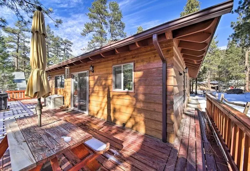 Walk To Lake: Rustic Home W/ Deck In Fawnskin