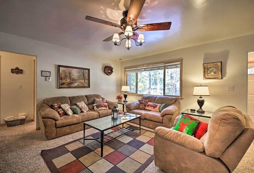 Walk To Lake: Rustic Home W/ Deck In Fawnskin