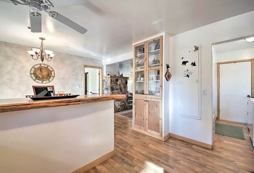 Walk To Lake: Rustic Home W/ Deck In Fawnskin