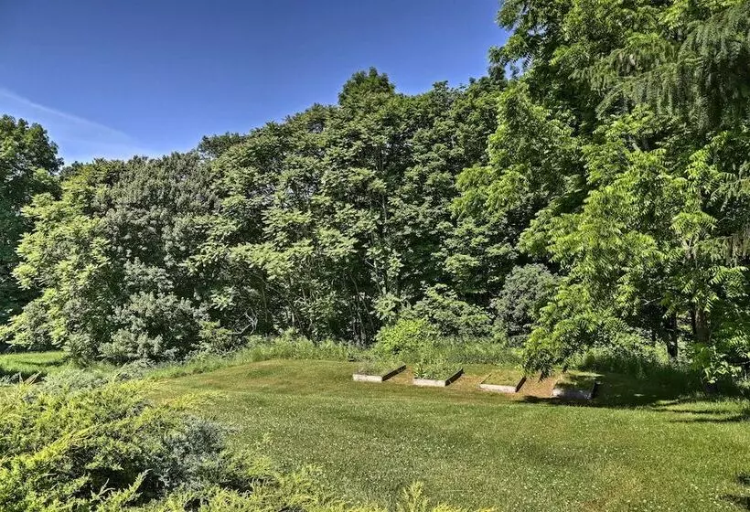 Hudson Valley Horse Farm Retreat In Salt Point