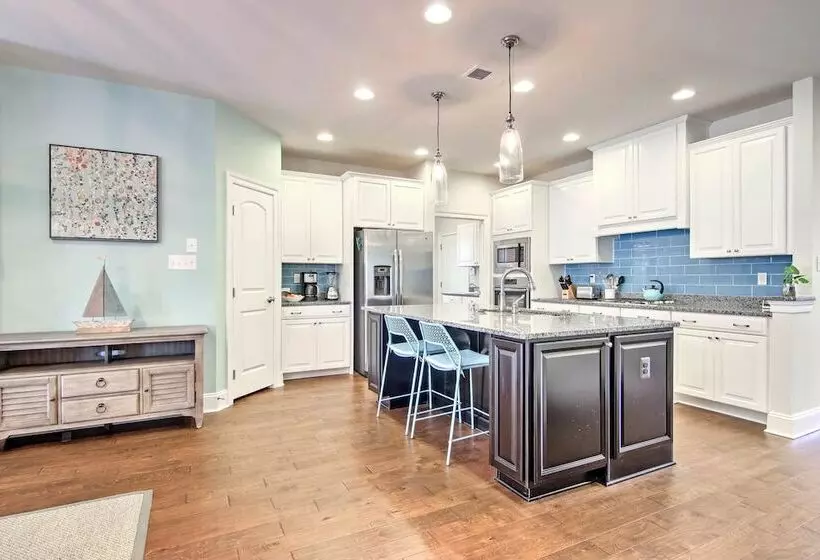 Luxury Bungalow Minutes From Fenwick Island Beach!