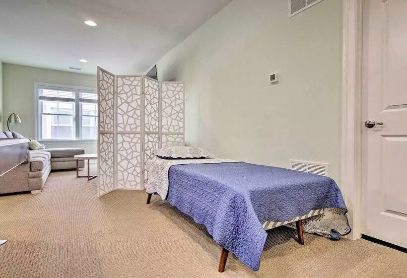 Luxury Bungalow Minutes From Fenwick Island Beach!