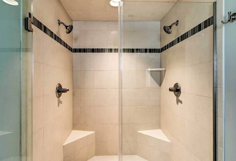 Luxury Bungalow Minutes From Fenwick Island Beach!