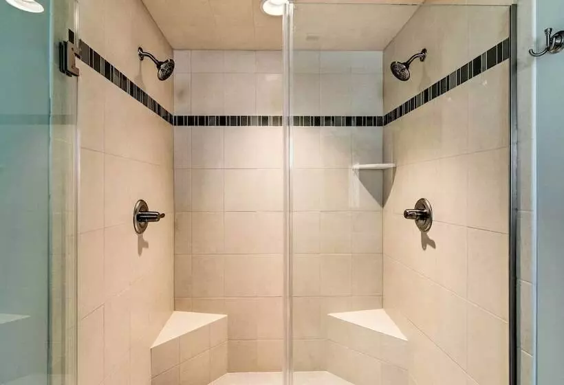 Luxury Bungalow Minutes From Fenwick Island Beach!