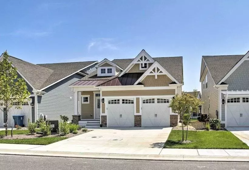 Luxury Bungalow Minutes From Fenwick Island Beach!