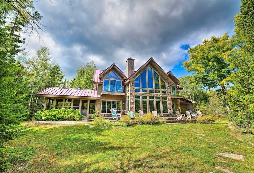 Stunning Sister Bay Home 4 Miles To Lake + Beach!