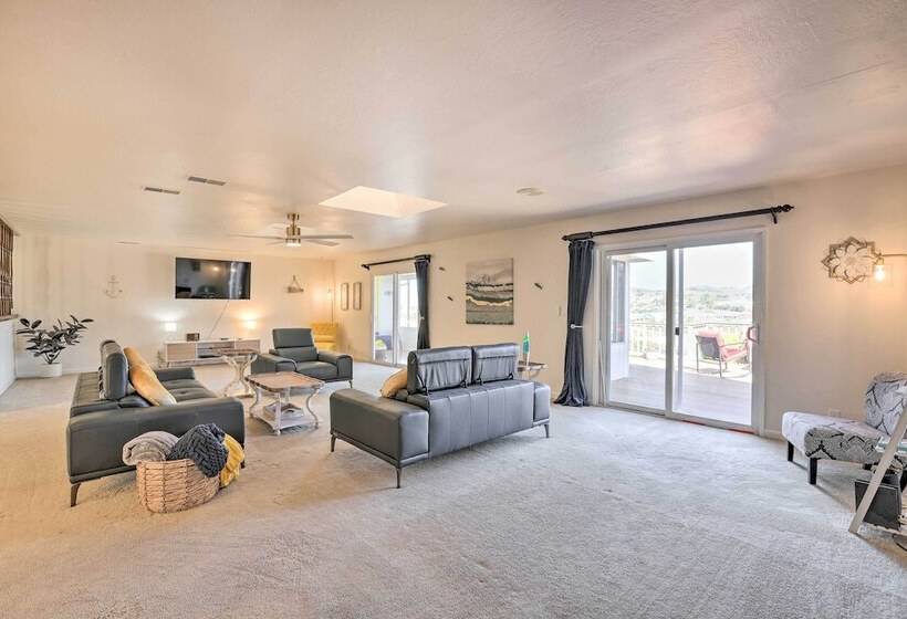 That 70s House  W/ Deck & Arroyo Grande View