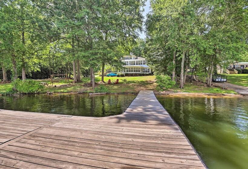 The B Haus Lakefront Retreat W/ Boat Ramp!