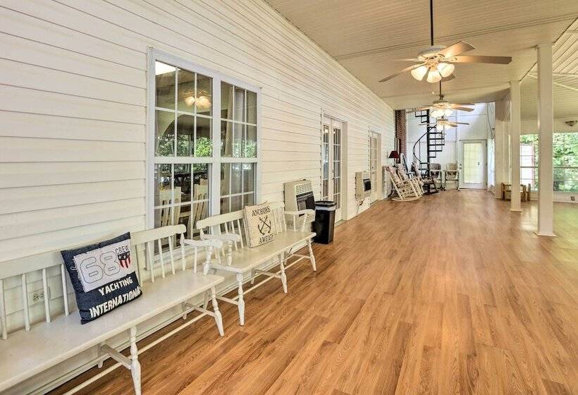 The B Haus Lakefront Retreat W/ Boat Ramp!