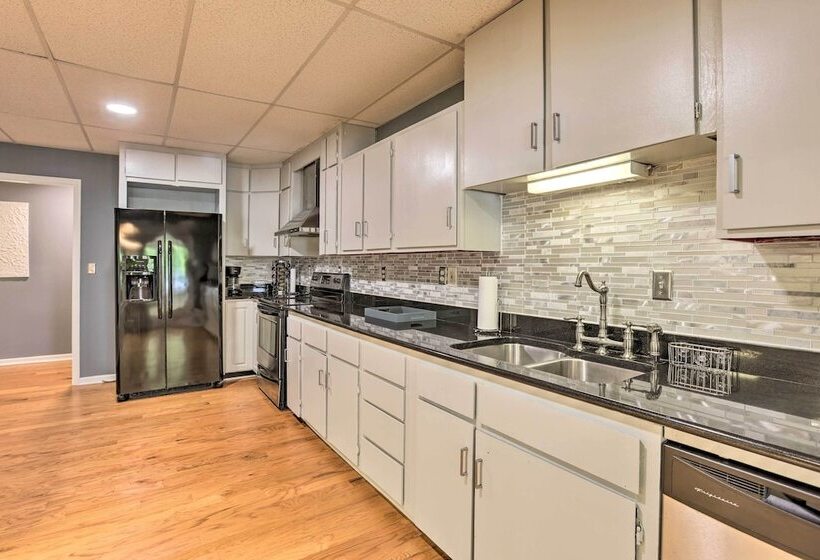 The B Haus Lakefront Retreat W/ Boat Ramp!