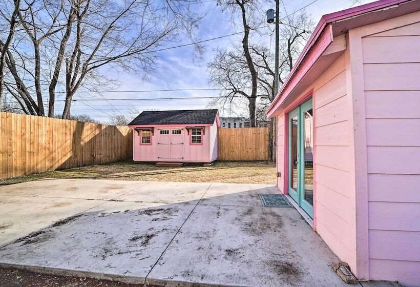 Unique, Themed Tulsa Escape ~ 2 Mi To Downtown!
