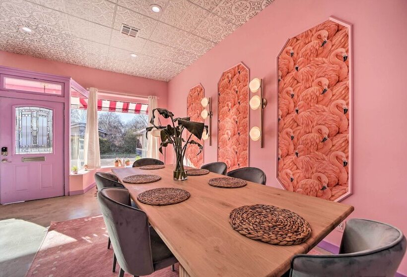 Unique, Themed Tulsa Escape ~ 2 Mi To Downtown!