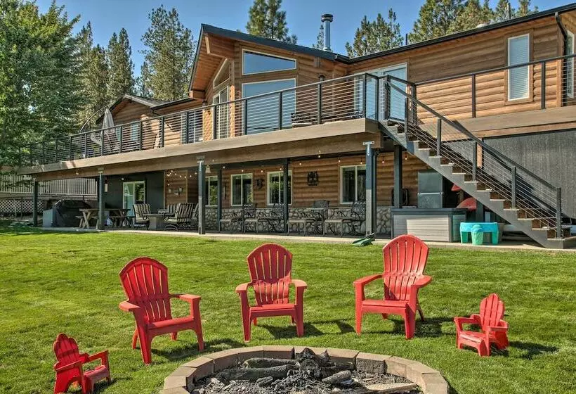 Lakefront Retreat W/ Kayaks, Paddle Boards & Deck!
