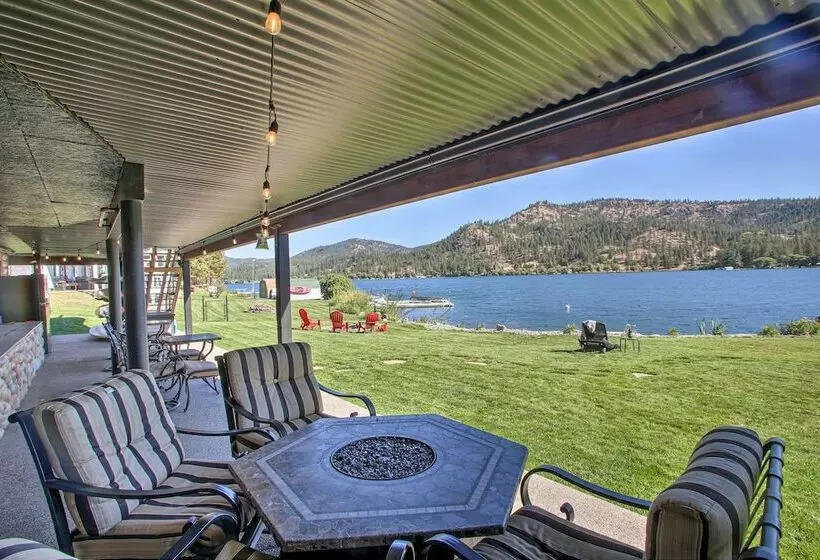 Lakefront Retreat W/ Kayaks, Paddle Boards & Deck!