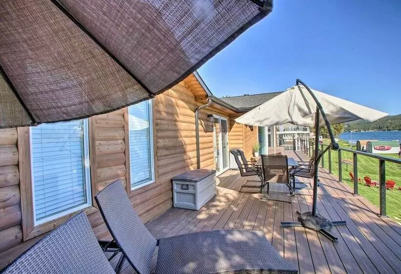Lakefront Retreat W/ Kayaks, Paddle Boards & Deck!