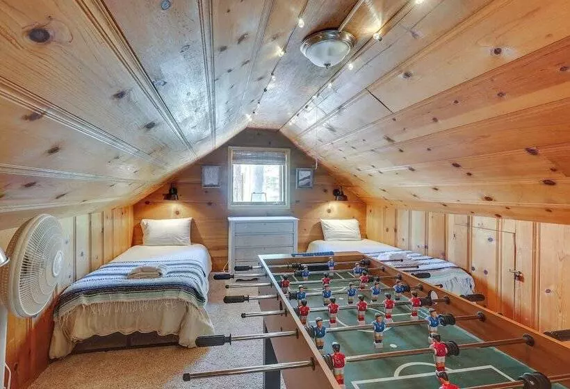 Foosball Table, Wfh Friendly: Tahoe Home