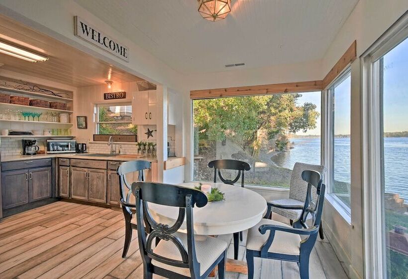 Waterfront Olympia Home W/ Private Beach & Kayaks!