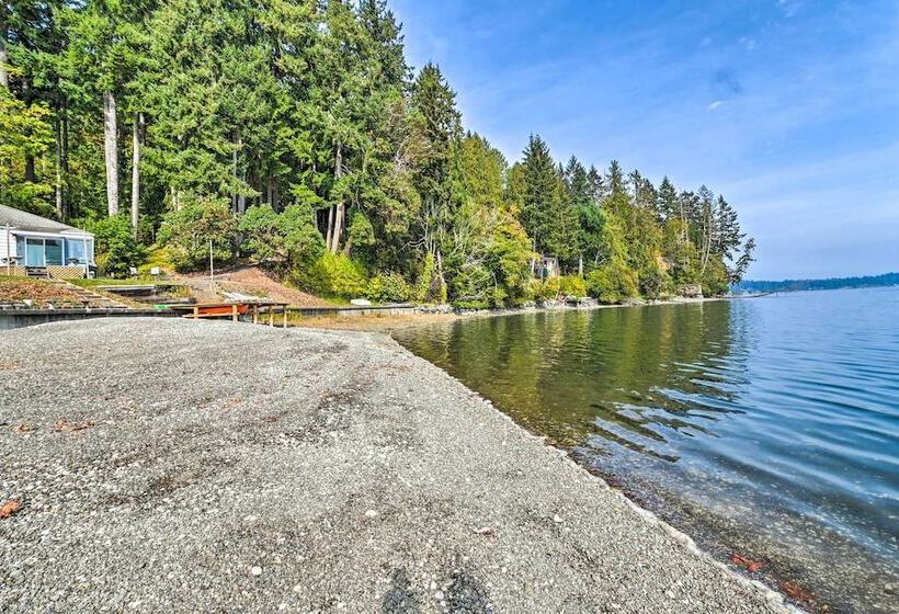 Waterfront Olympia Home W/ Private Beach & Kayaks!