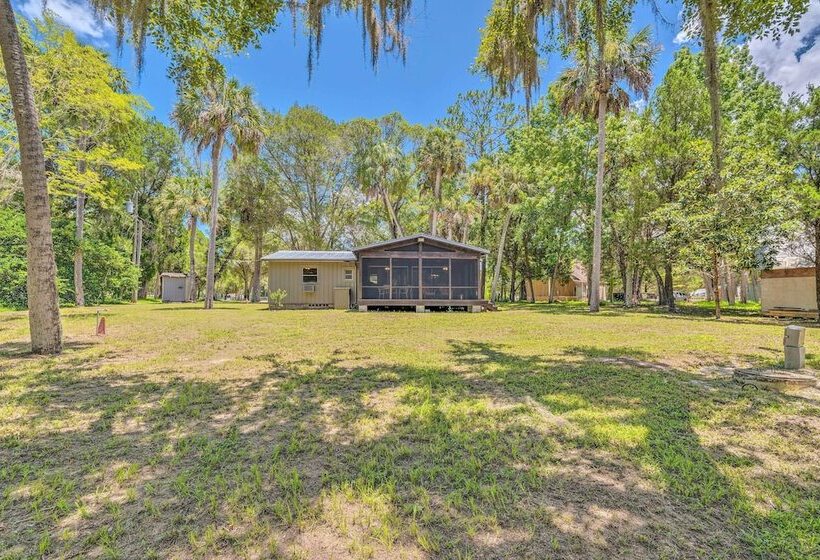 Waterside Anglers Heaven: Crooked River Fish Camp