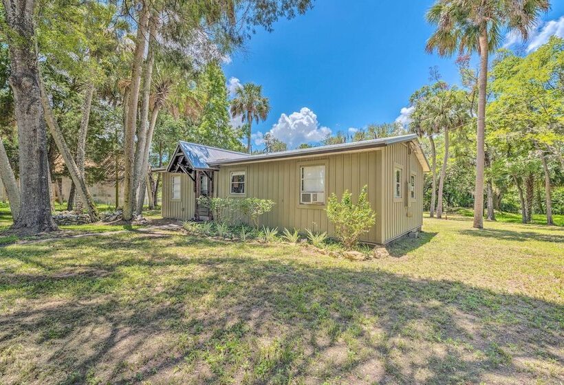 Waterside Anglers Heaven: Crooked River Fish Camp