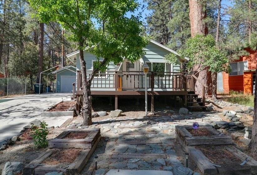 Wrightwood Cabin ~ 4 Mi To Mtn High Resort!