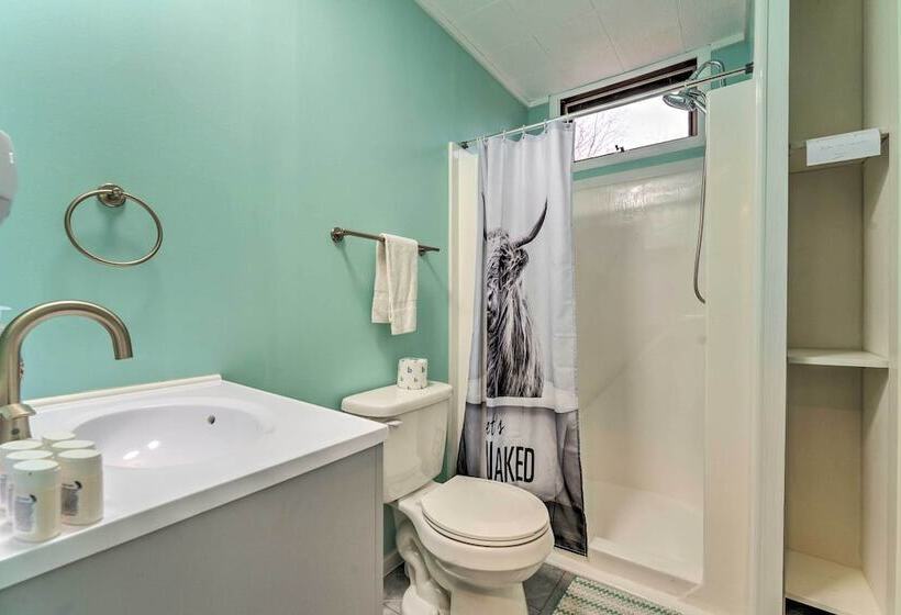 14 Mi To Beech Mountain: Home W/ Grills!