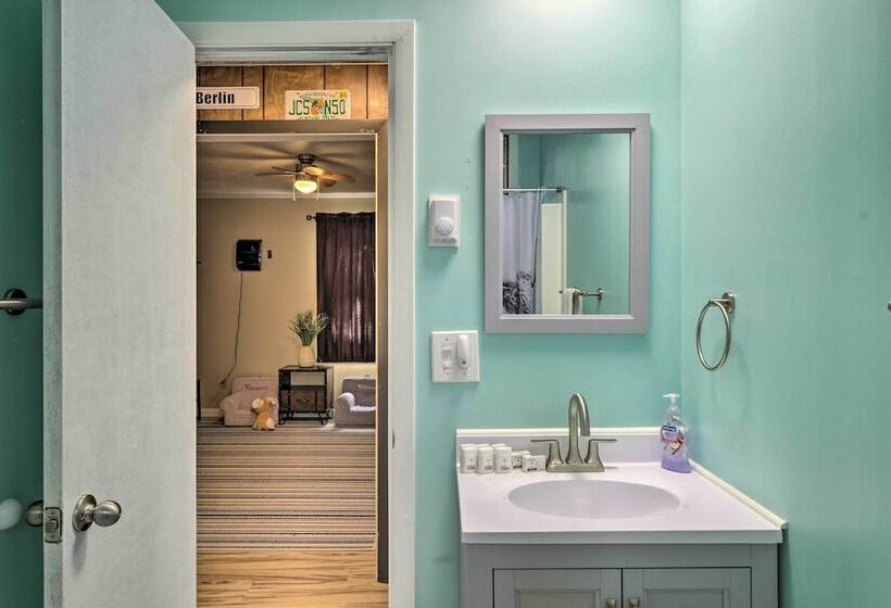 14 Mi To Beech Mountain: Home W/ Grills!