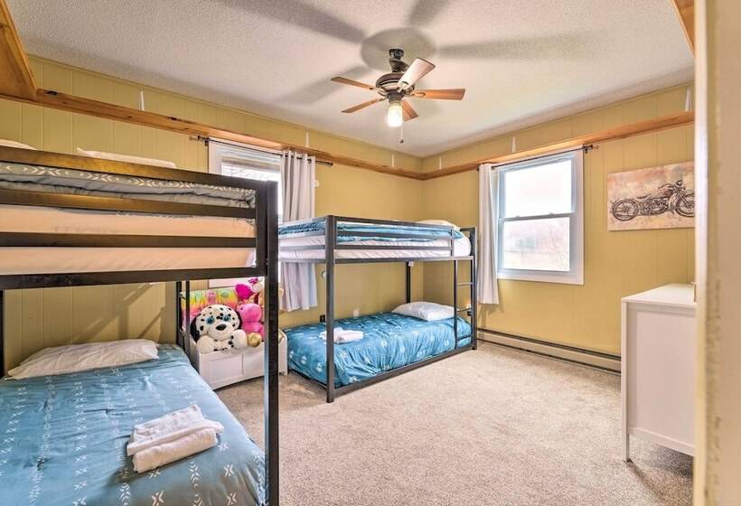 14 Mi To Beech Mountain: Home W/ Grills!