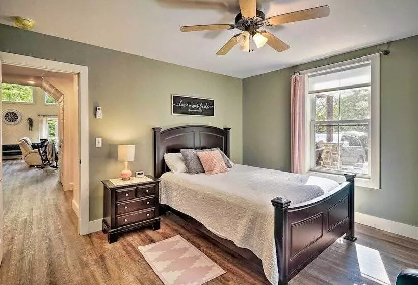 Benezette Cabin W/hot Tub, Grill & Mtn Views