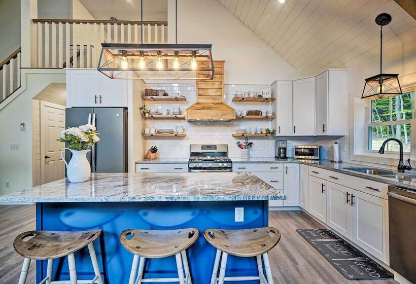 Benezette Cabin W/hot Tub, Grill & Mtn Views