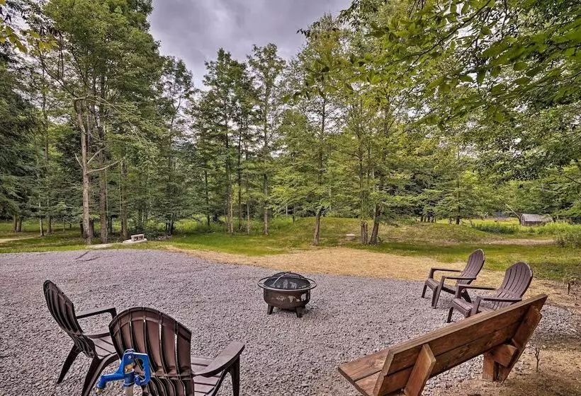 Benezette Cabin W/hot Tub, Grill & Mtn Views