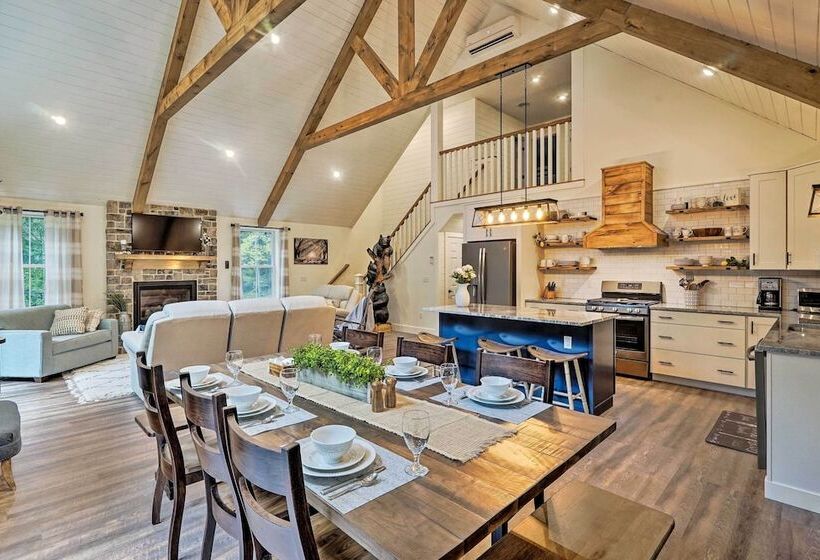 Benezette Cabin W/hot Tub, Grill & Mtn Views