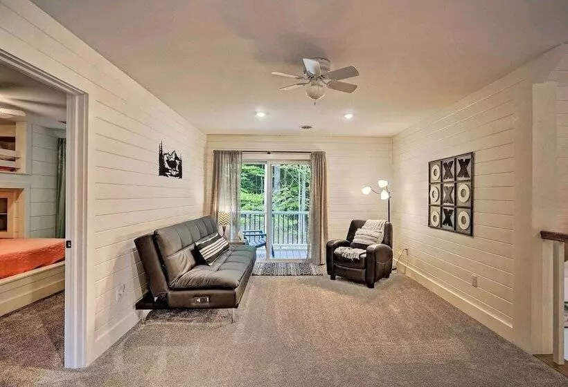 Benezette Cabin W/hot Tub, Grill & Mtn Views