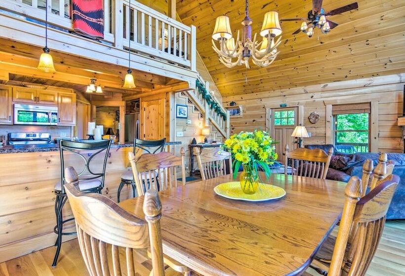 Tranquil Deck: Blue Ridge Mountain Retreat!