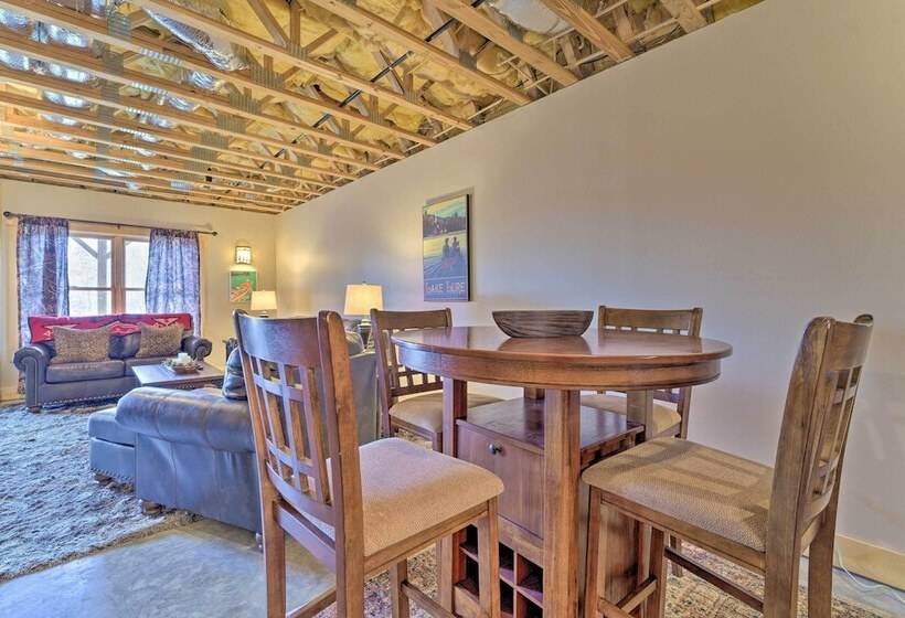 Tranquil Deck: Blue Ridge Mountain Retreat!