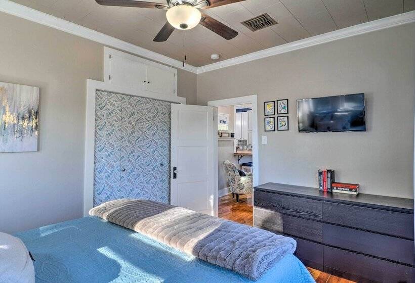 Central Cottage W/ Grill, 1 Mi To Cajun Field