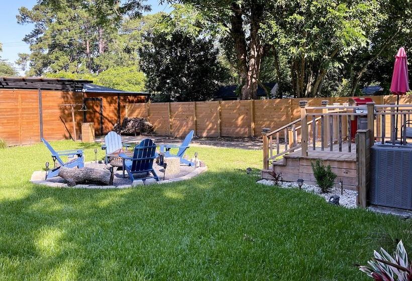 Central Cottage W/ Grill, 1 Mi To Cajun Field