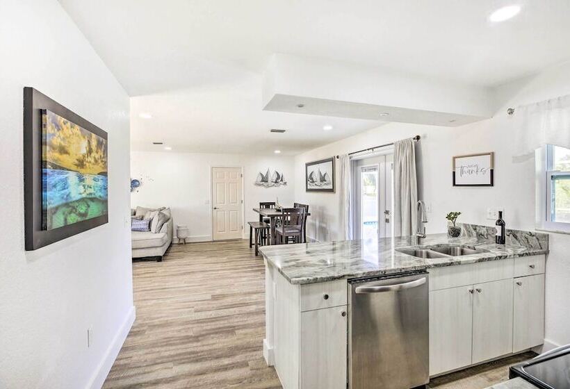 Coastal Port Charlotte Gem W/ Private Pool!