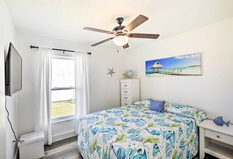 Coastal Port Charlotte Gem W/ Private Pool!