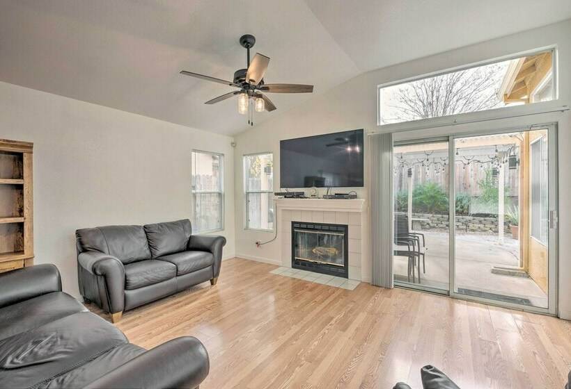 Cozy Home W/ Hot Tub ~ 13 Mi To Sacramento