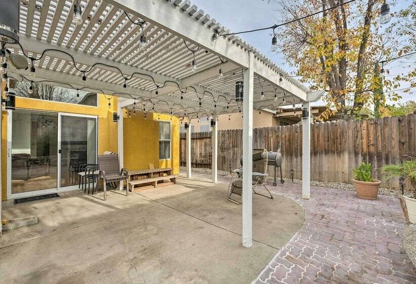 Cozy Home W/ Hot Tub ~ 13 Mi To Sacramento