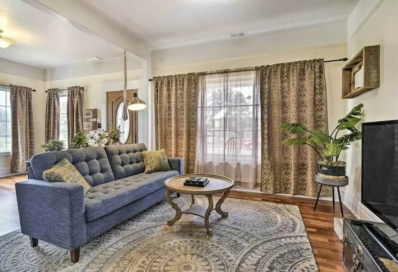 Cozy Scappoose Home ~ 22 Mi To Portland!