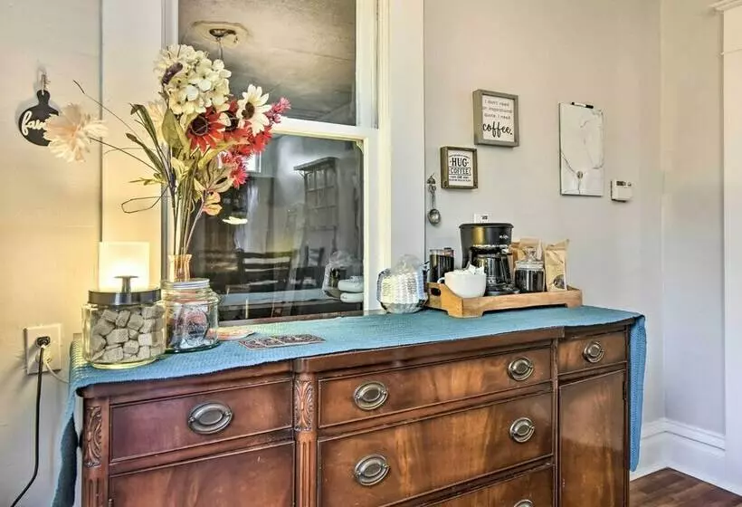 Cozy Scappoose Home ~ 22 Mi To Portland!