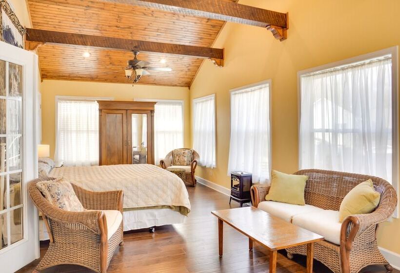 Cumberland Cottage 2 Blocks To Downtown Dover!